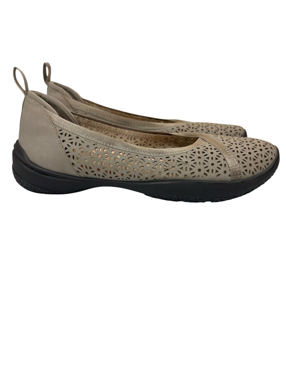 JBU by Jambu Emma Laser Cut Ballet Flats Taupe Comfort Walking Travel Shoes Sz9M